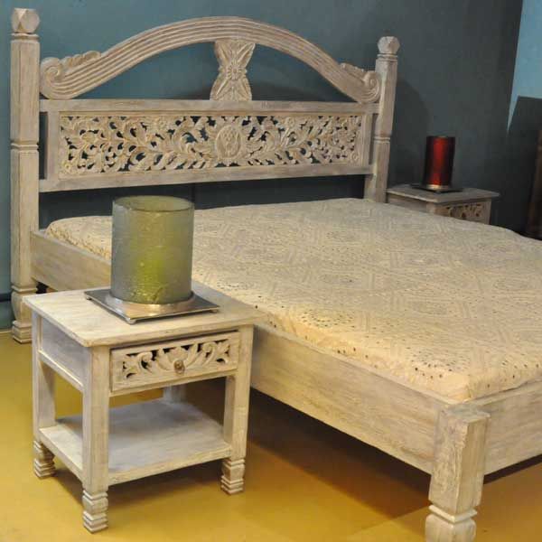 Romance Topless White Wash